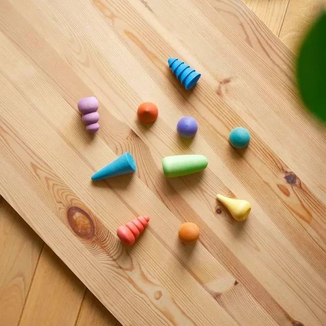 Those moments..... 😌

📸 By @___shh.i_ 🩷

🔸 Bonsais arcoiris 

#ocamora #woodentoys #specialmoments #bonsai #openendedtoys #handmade #ethicaltoys
